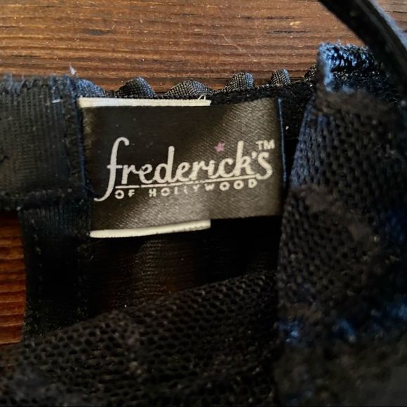 Frederick’s of Hollywood Sheer Sexy Black Nighty - Picture 8 of 9